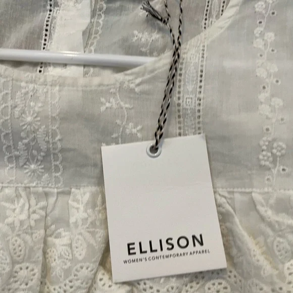 NWT ⭐️ Ellison Off White Eyelet Lace Shift Dress Size Small - Picture 9 of 16